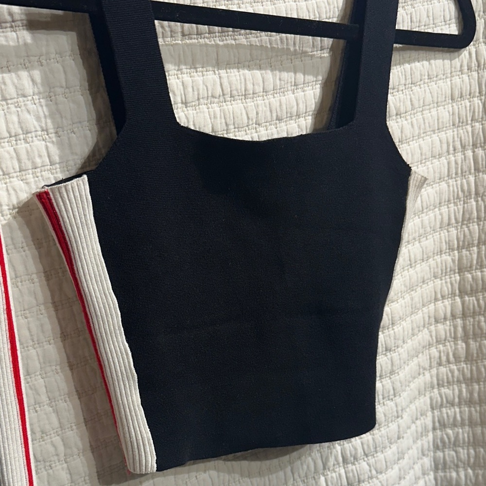 House of Harlow 1960 Black Two-Piece Set With White and Red Side Stripe Size S - Picture 3 of 7